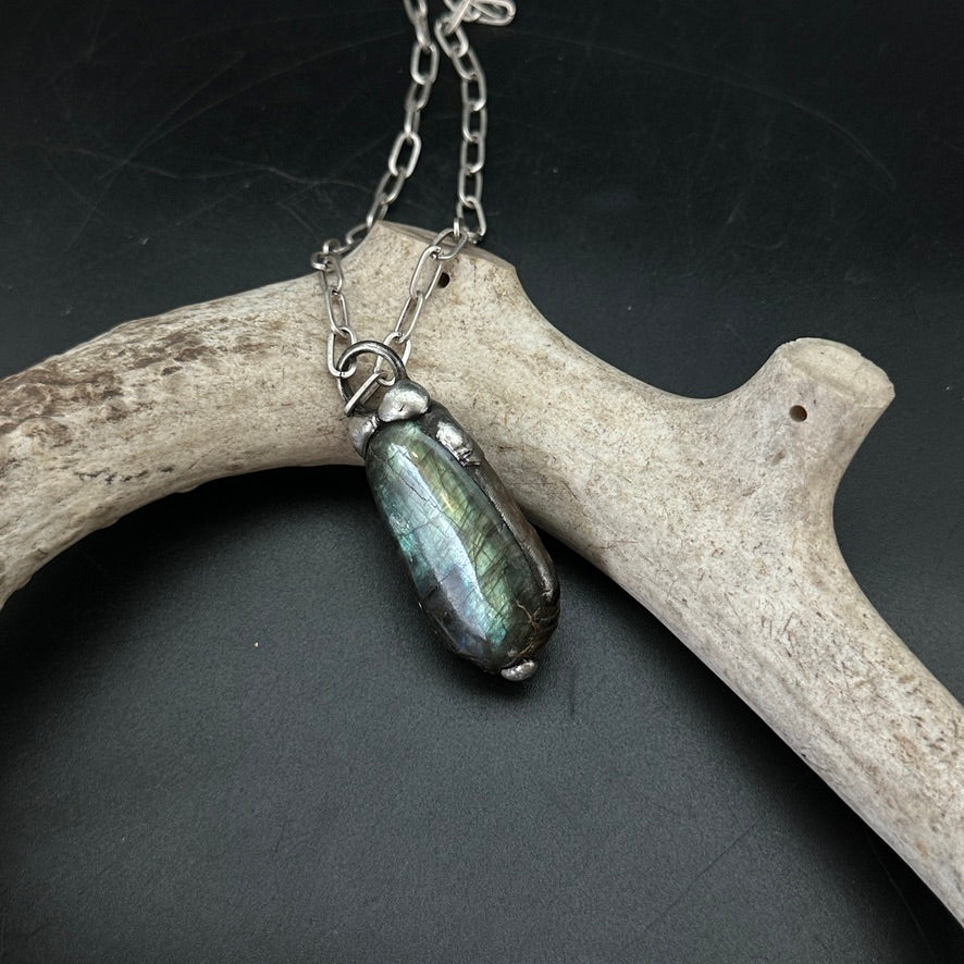Magic ~ Labradorite Necklace