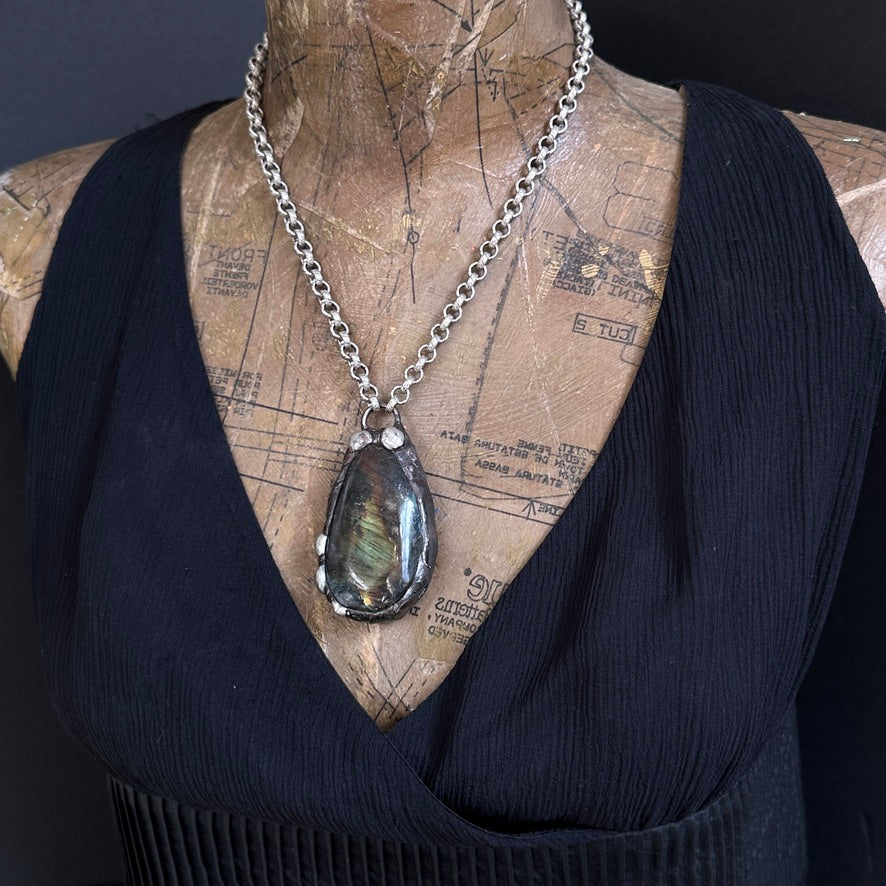 Magic ~ Labradorite Necklace