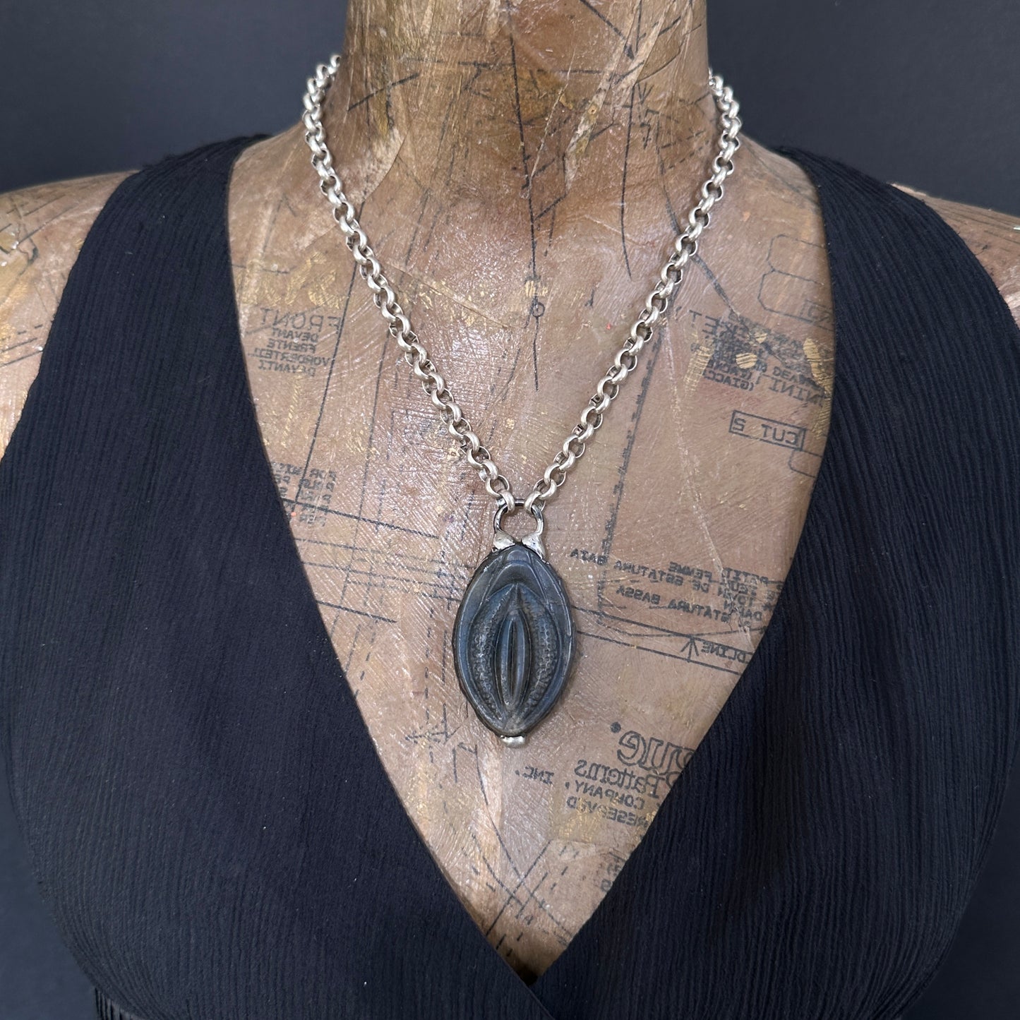 Yoni ~ Labradorite Necklace