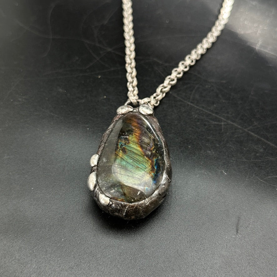 Magic ~ Labradorite Necklace