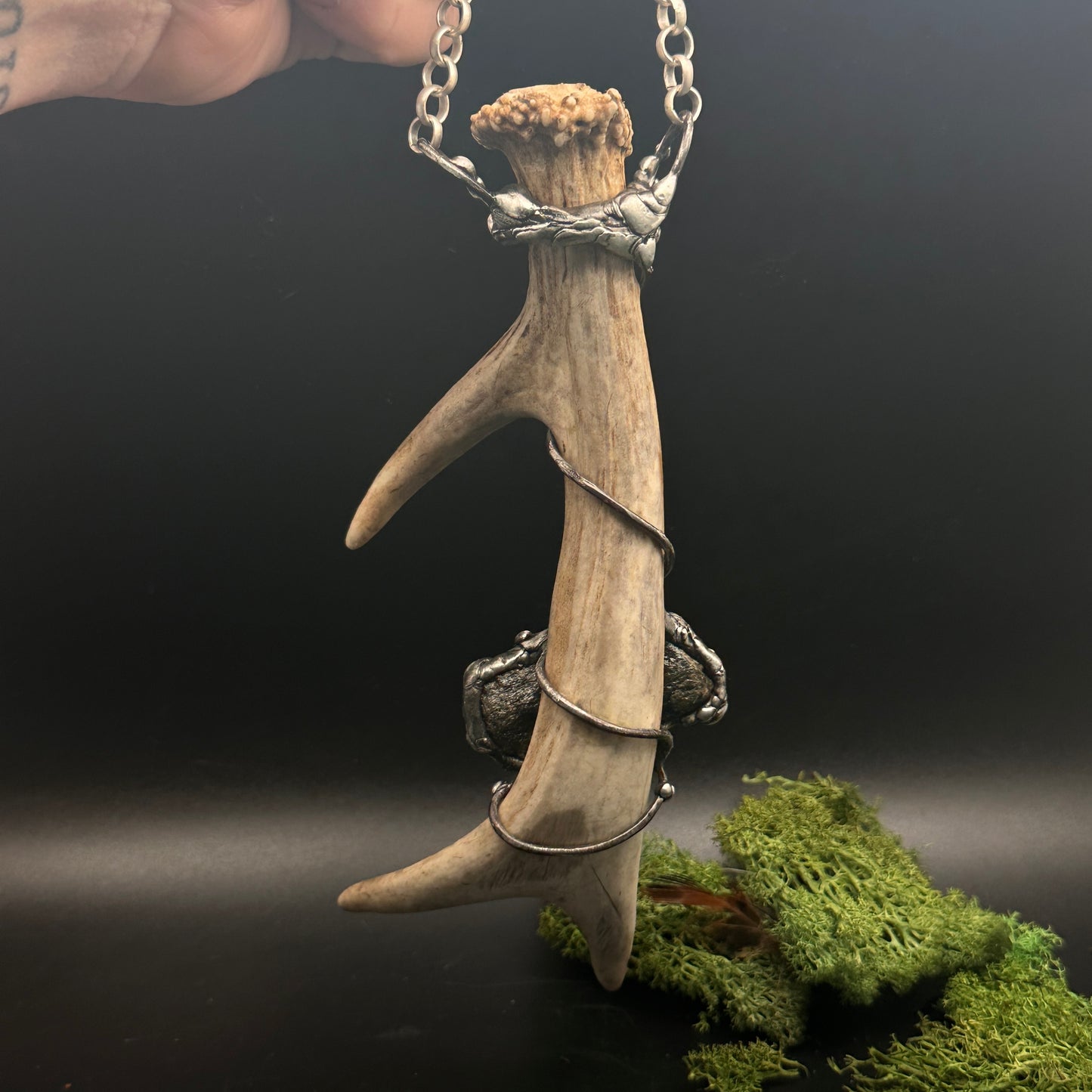 Ørion ~ Antler Necklace With Labradorite
