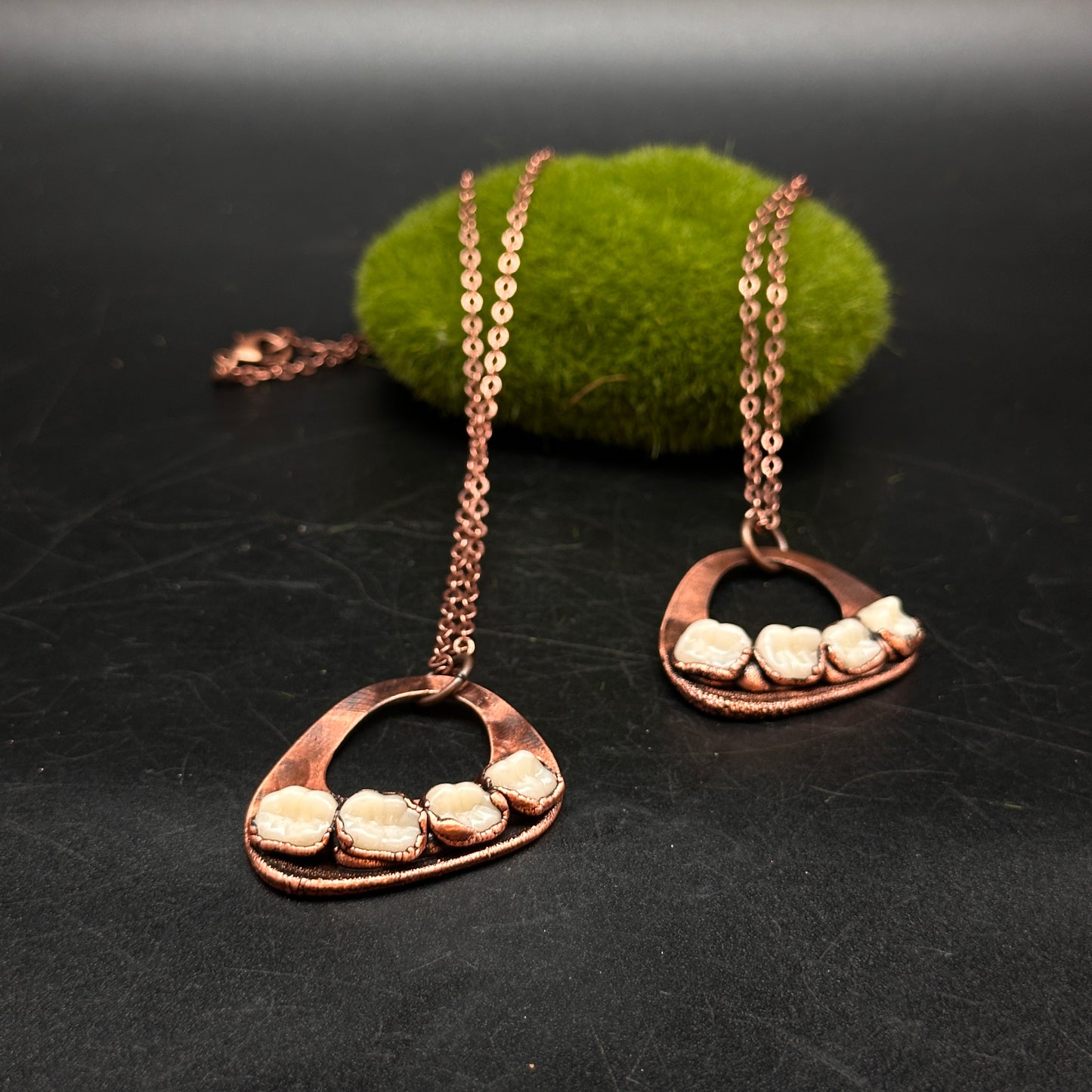 Chompzz ~ 4 Tooth Pendant
