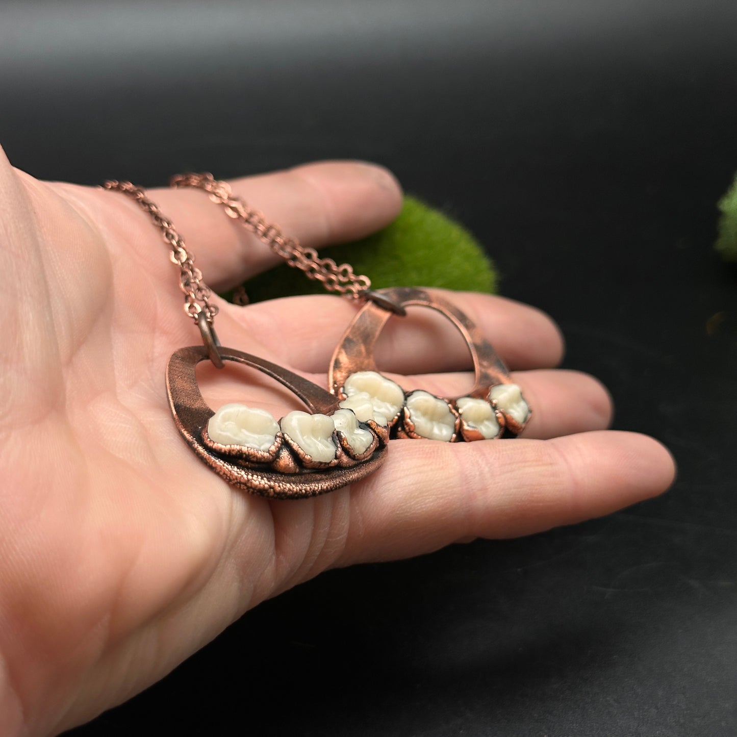 Chompzz ~ 4 Tooth Pendant