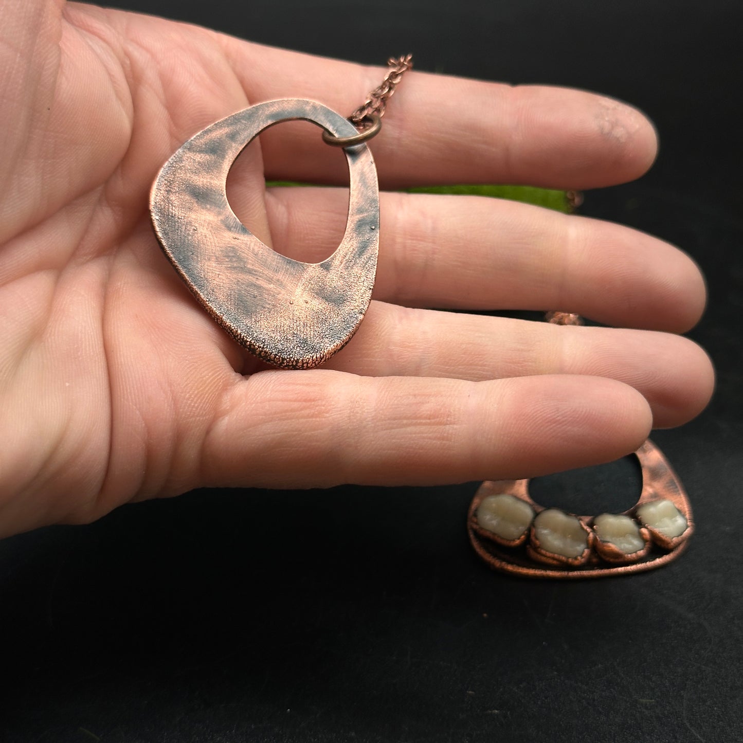 Chompzz ~ 4 Tooth Pendant