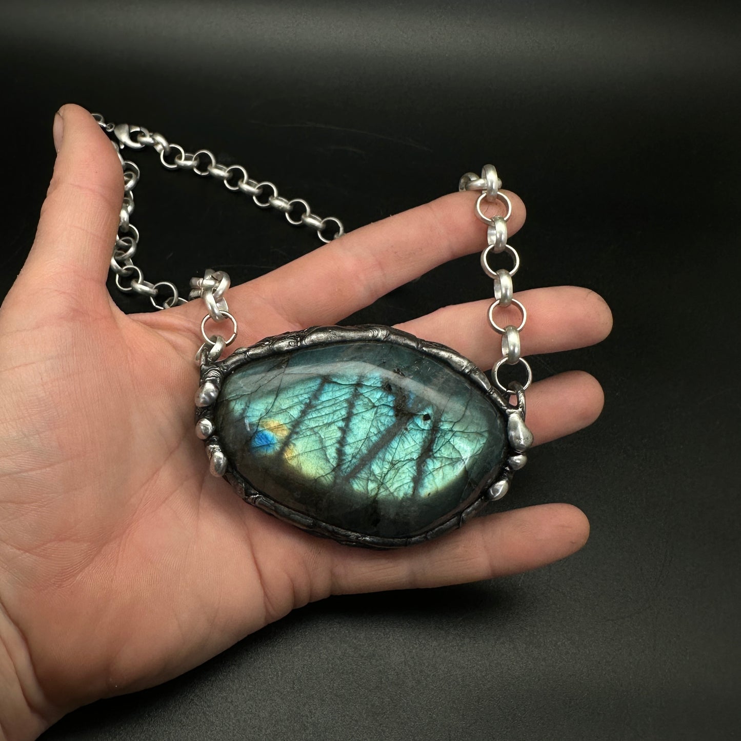 Witchlight Veil ~ XXL Flash Labradorite Necklace