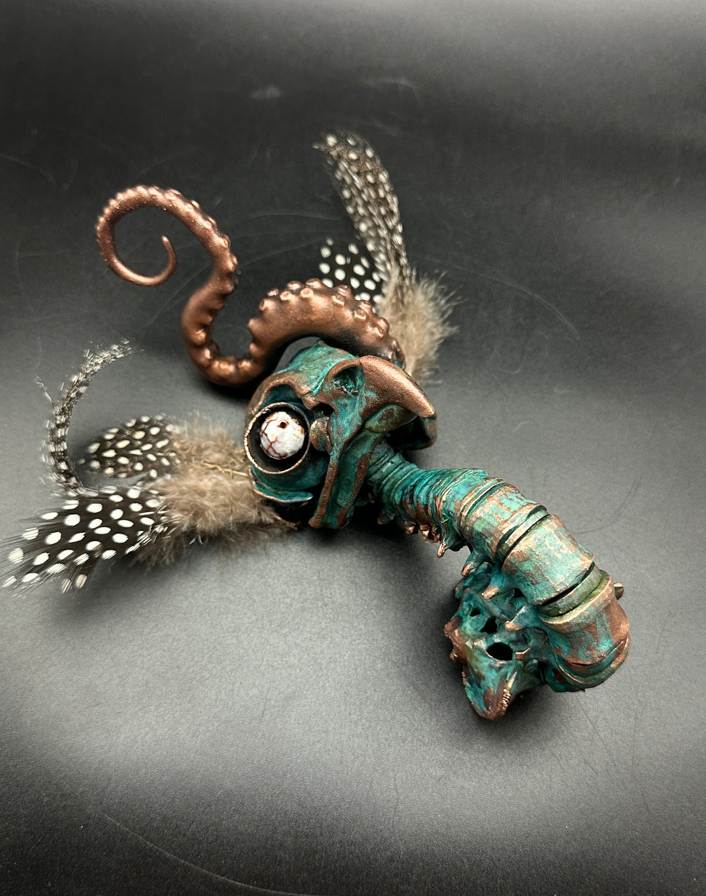 Featherhead w/ Tentacle Wall Mount