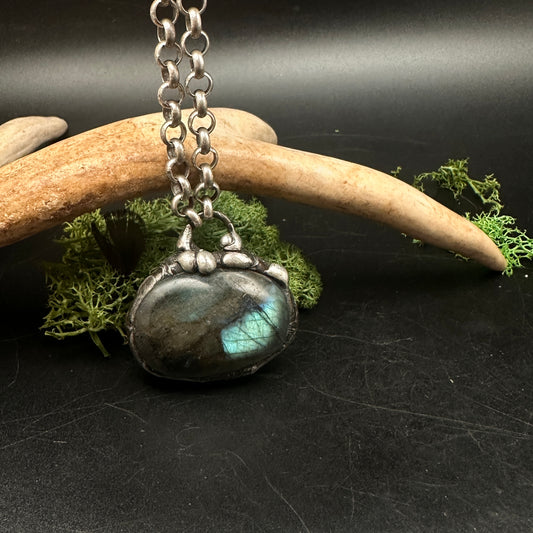 Magic ~ Labradorite Necklace
