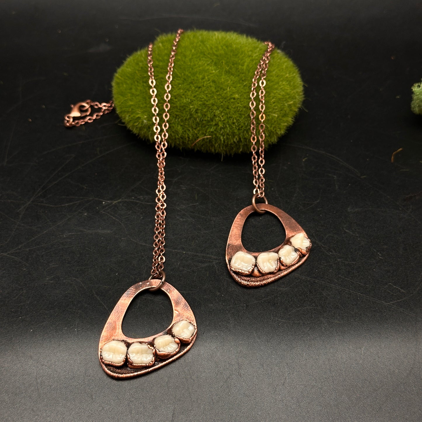 Chompzz ~ 4 Tooth Pendant