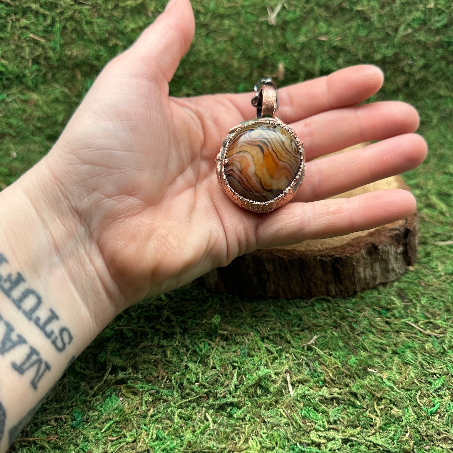 Obscura ~ Reversible Sardonyx Orb