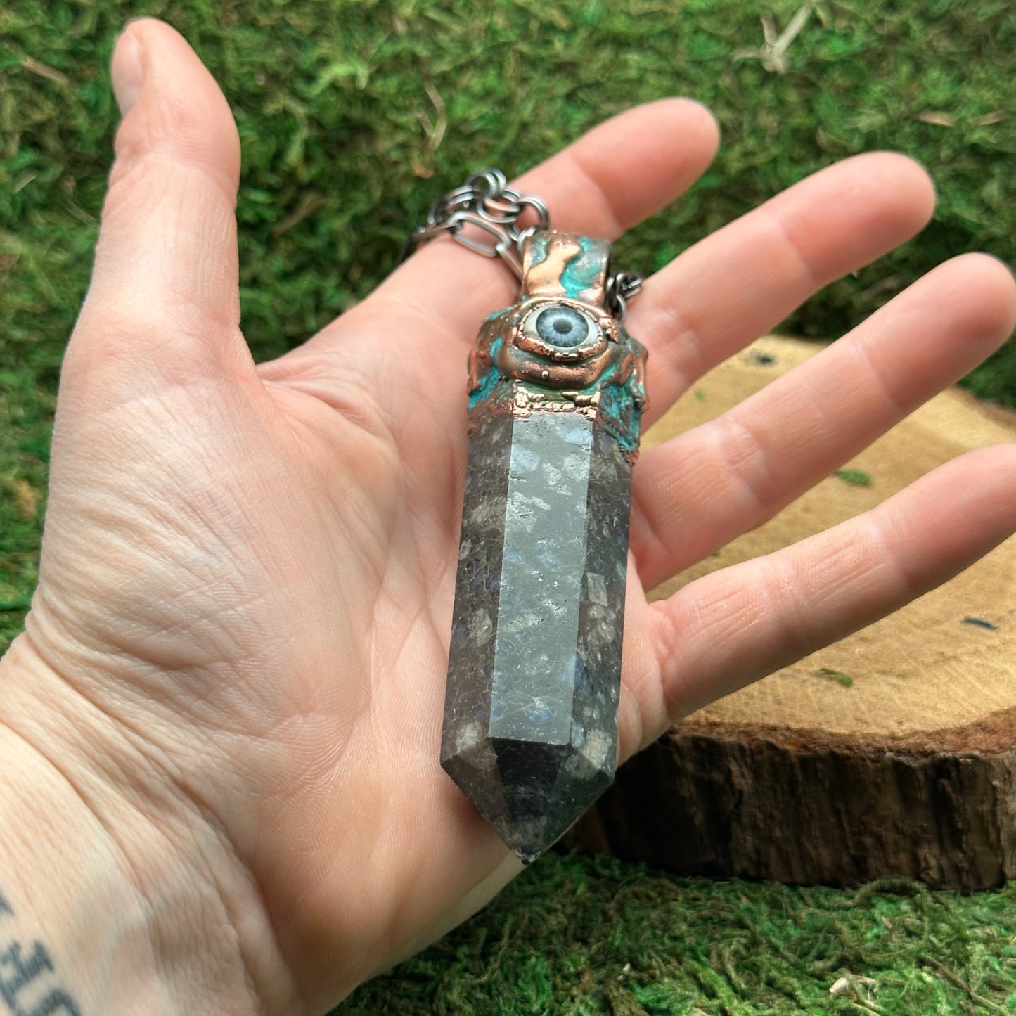 Vector ~ Power Point Necklace