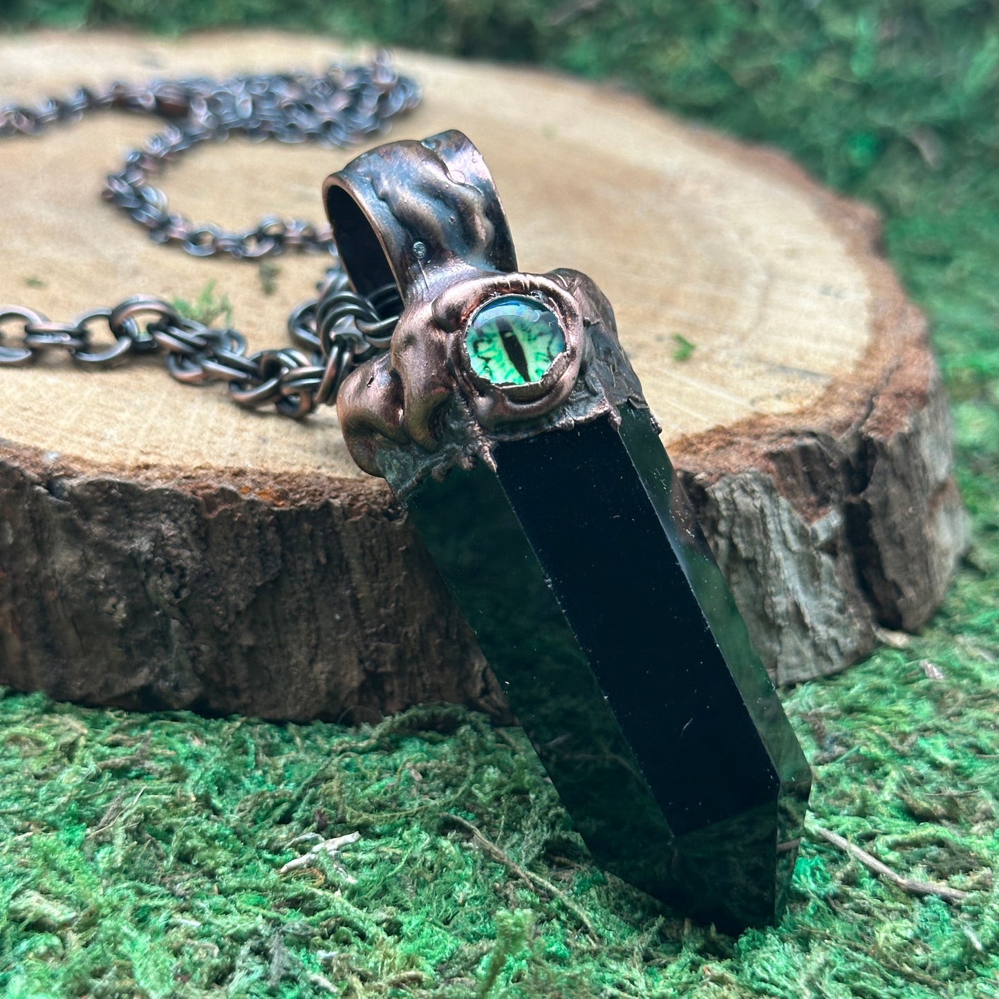 Jungle ~ Eye Point Necklace