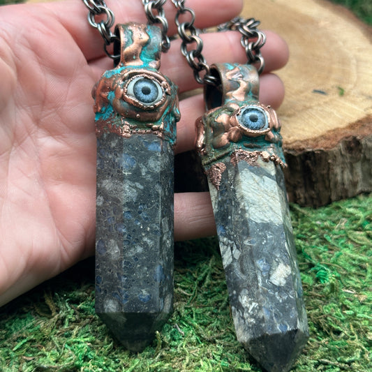 Veil ~ Power Point Necklace