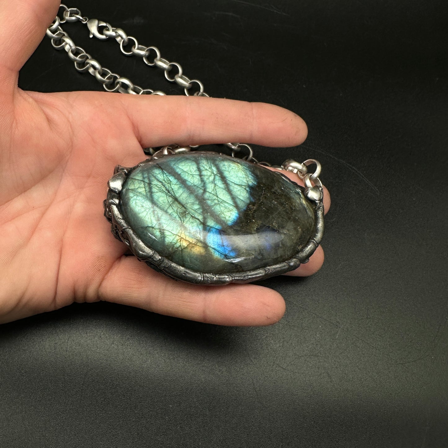 Witchlight Veil ~ XXL Flash Labradorite Necklace